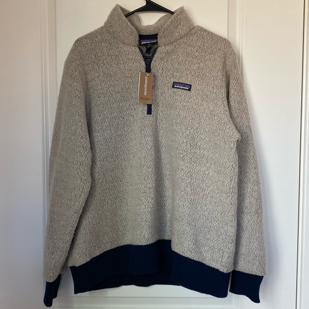 NWT Patagonia woolyester fleece pullover